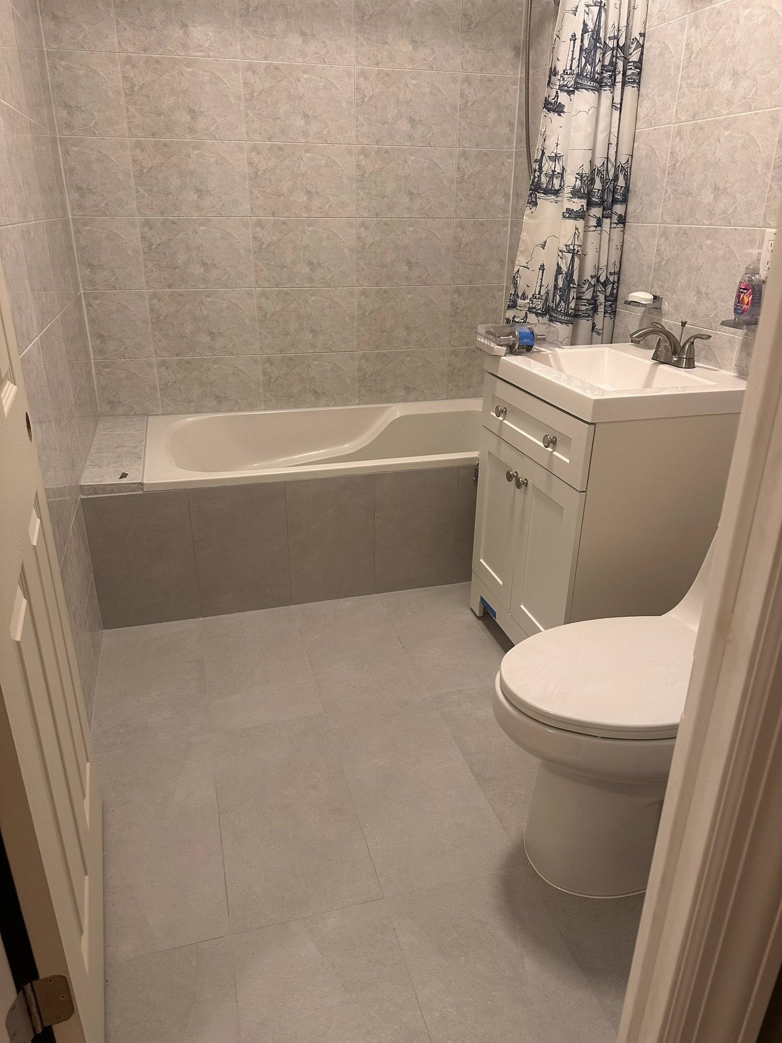 porcelain tile floor Staten Island, level tile installation
